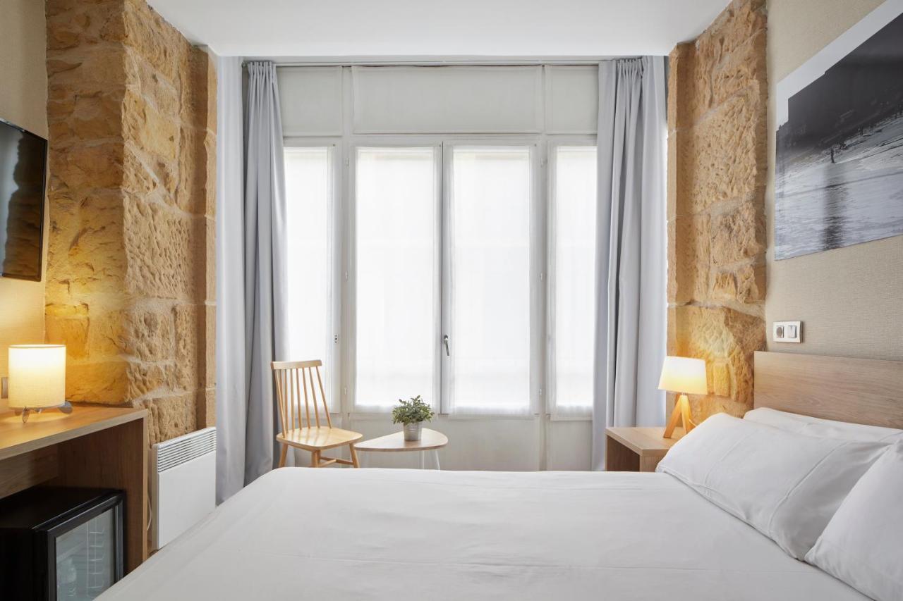 Welcome Gros Hotel San Sebastian Exterior photo
