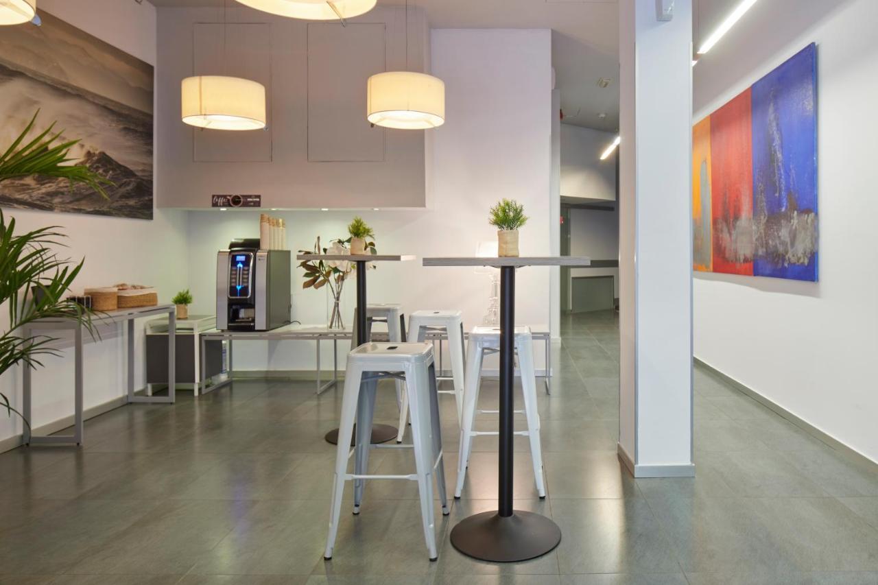 Welcome Gros Hotel San Sebastian Exterior photo