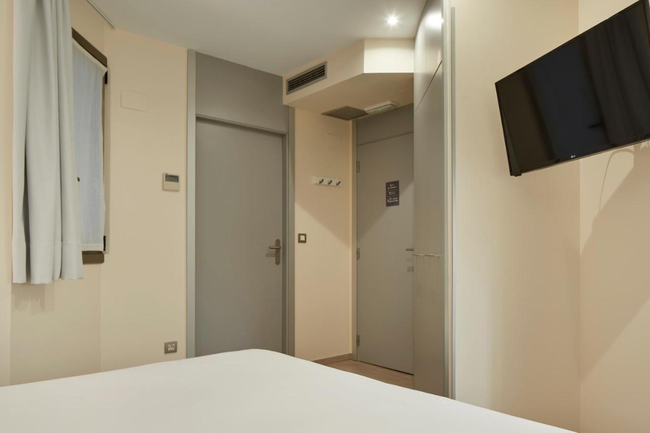 Welcome Gros Hotel San Sebastian Exterior photo
